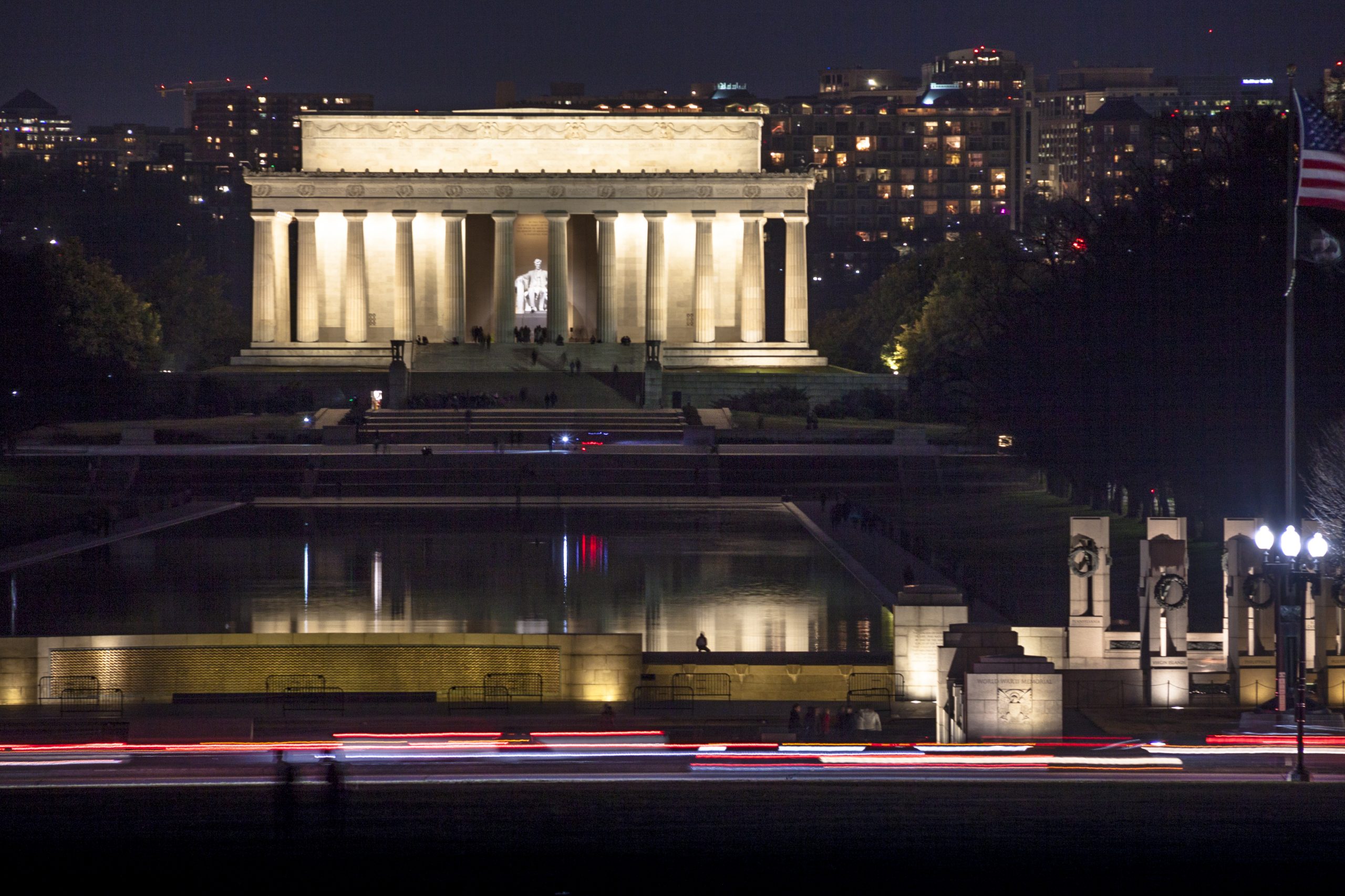 Lincoln Memorial at Night — image 1
