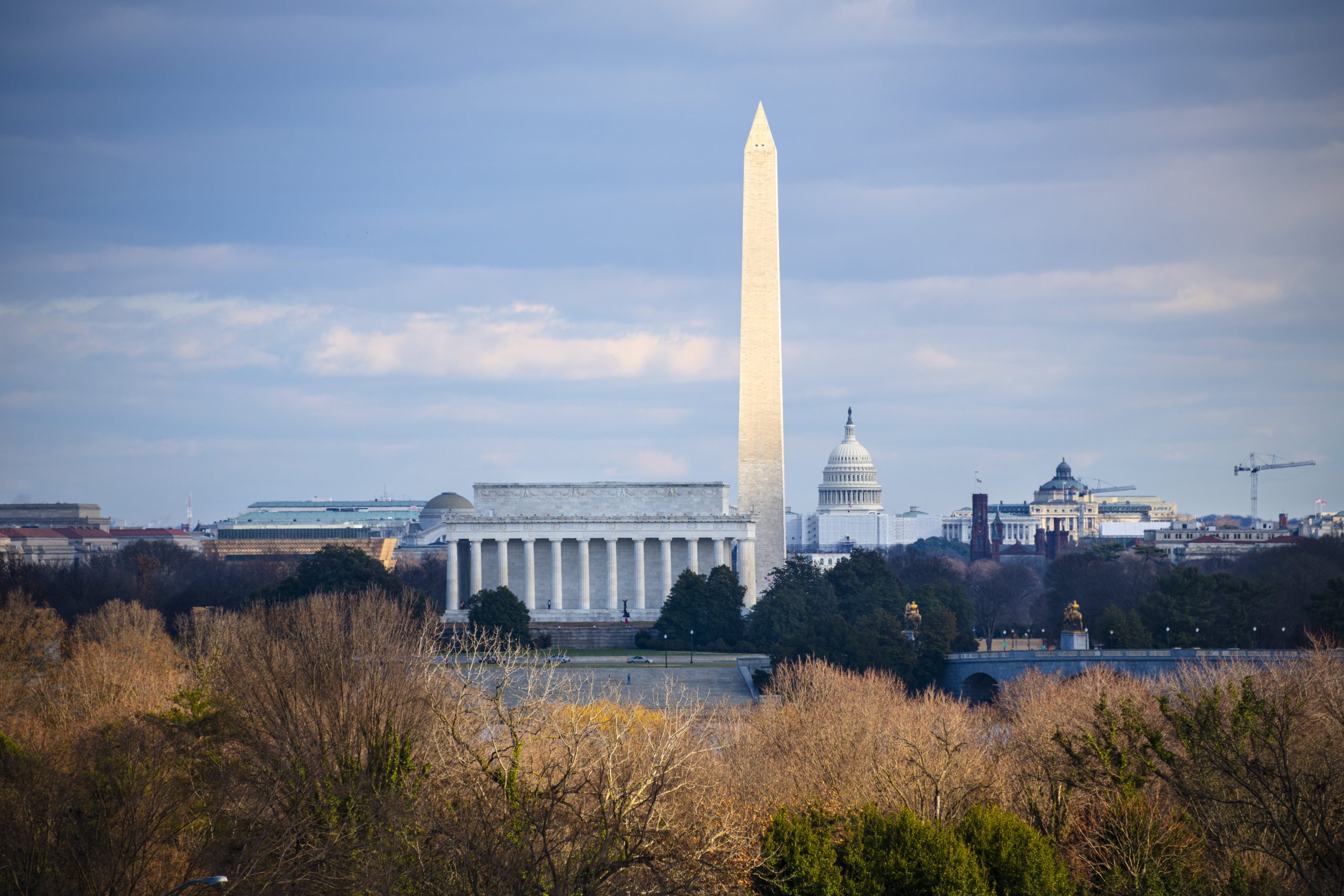 Washington DC, winter, walking to Arlington Cemetery — image 1
